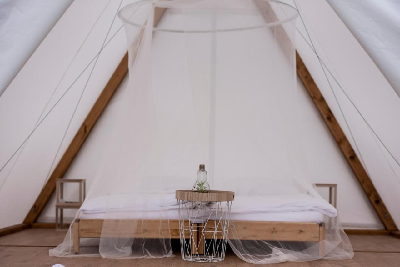 بوداكالاز Lupa Tent المظهر الخارجي الصورة