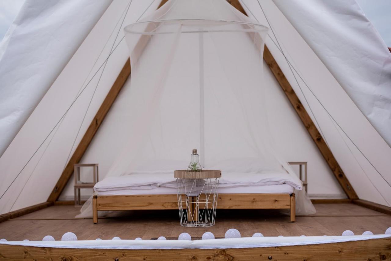 بوداكالاز Lupa Tent المظهر الخارجي الصورة